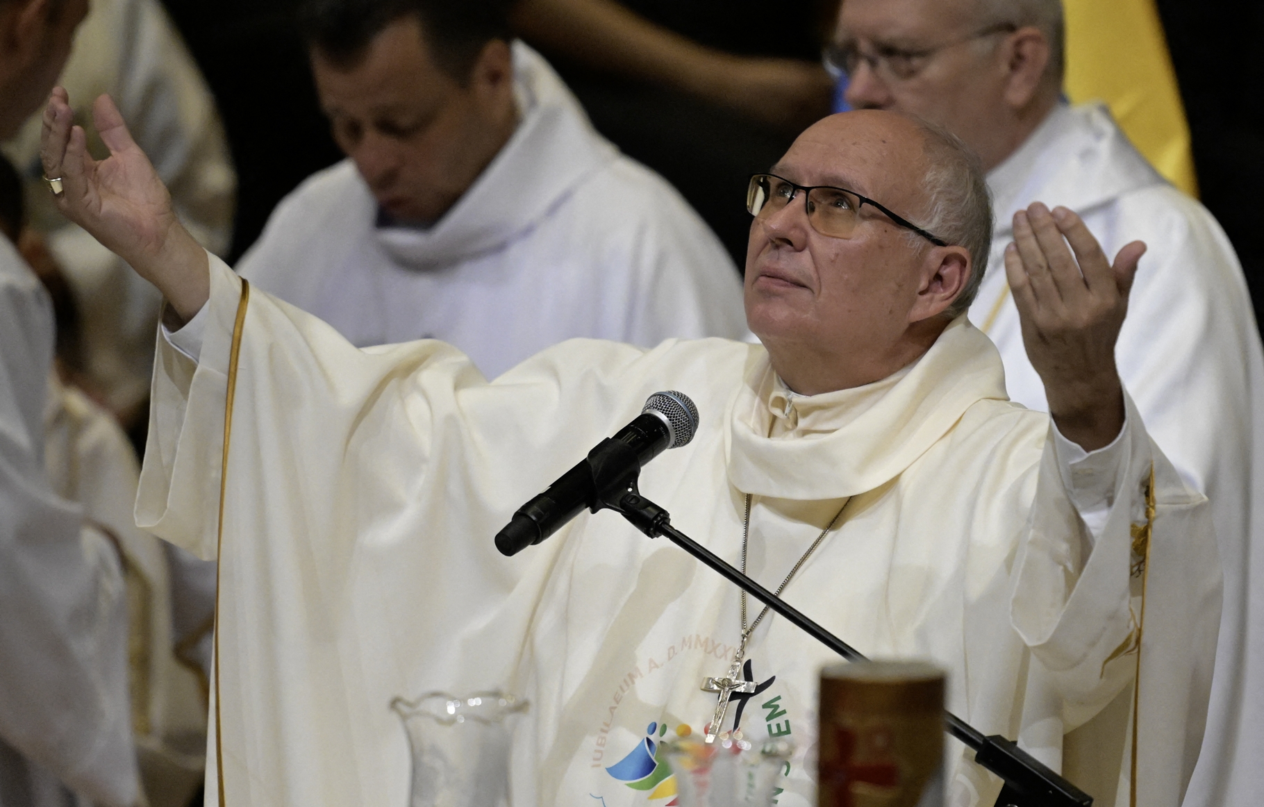 Monseñor Biord lidera misa por víctimas de terremotos en Venezuela