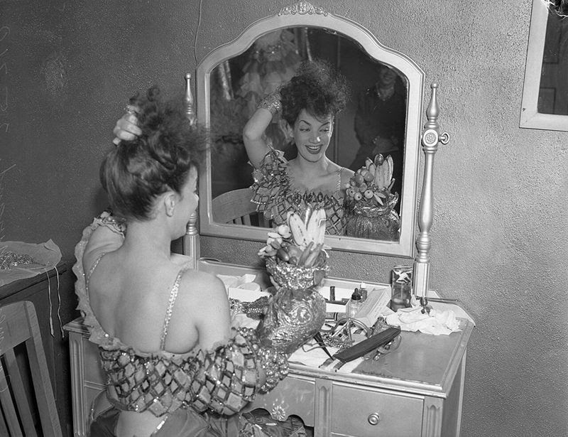 Carmen Miranda: The Vibrant Icon Who Popularized Samba in Hollywood
