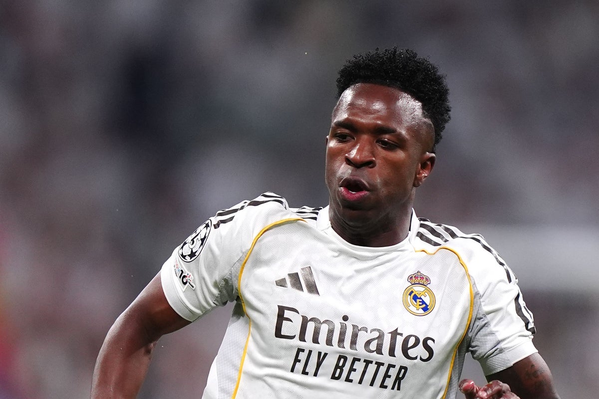 Arsenal and Manchester United Target Key Midfielders as Transfer Window Opens