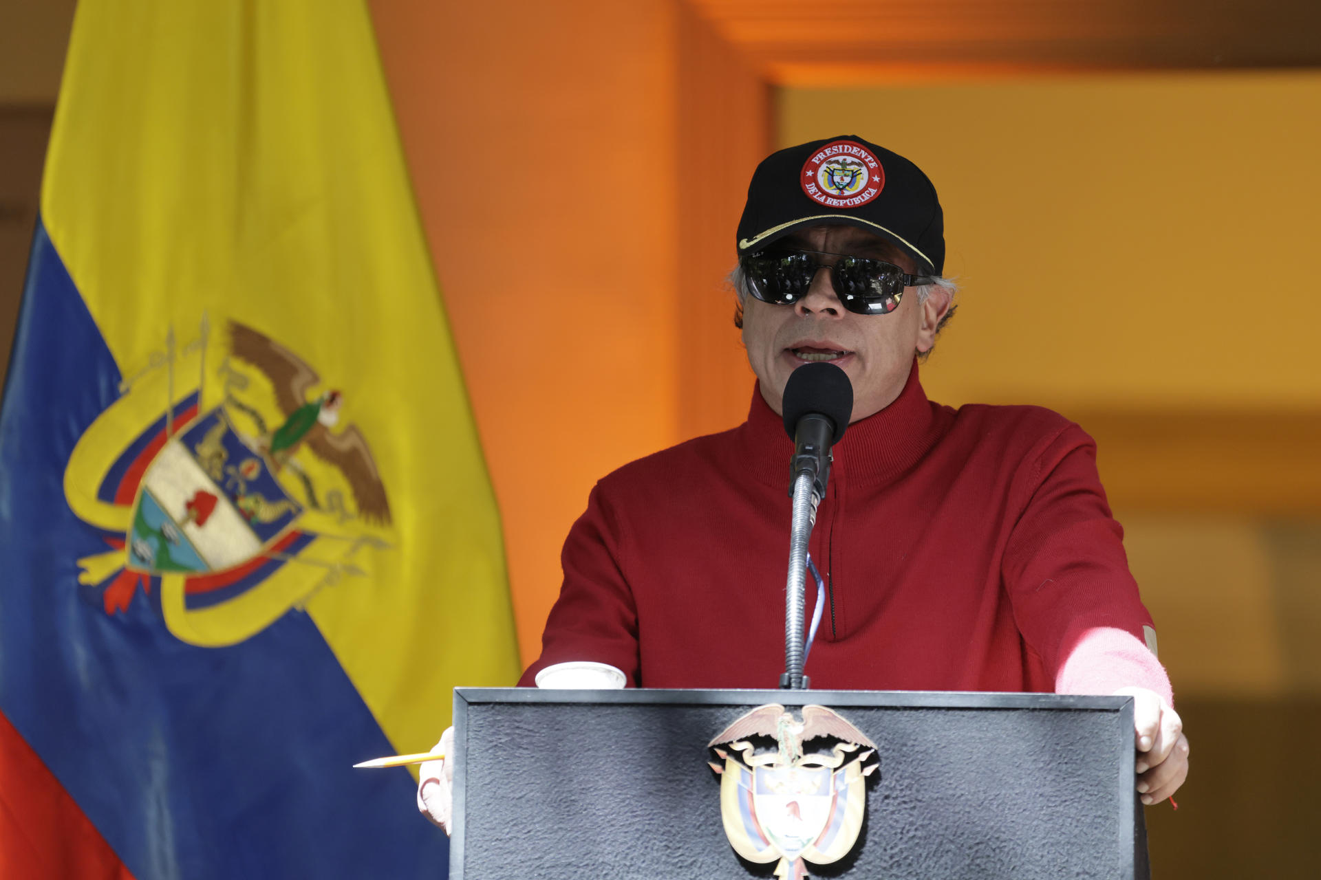 Gustavo Petro propone celebrar la investidura de Abelardo de la Espriella en Miami