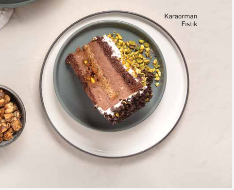 Fıstıklı Dilim Pasta ve Espresso Klasikleri