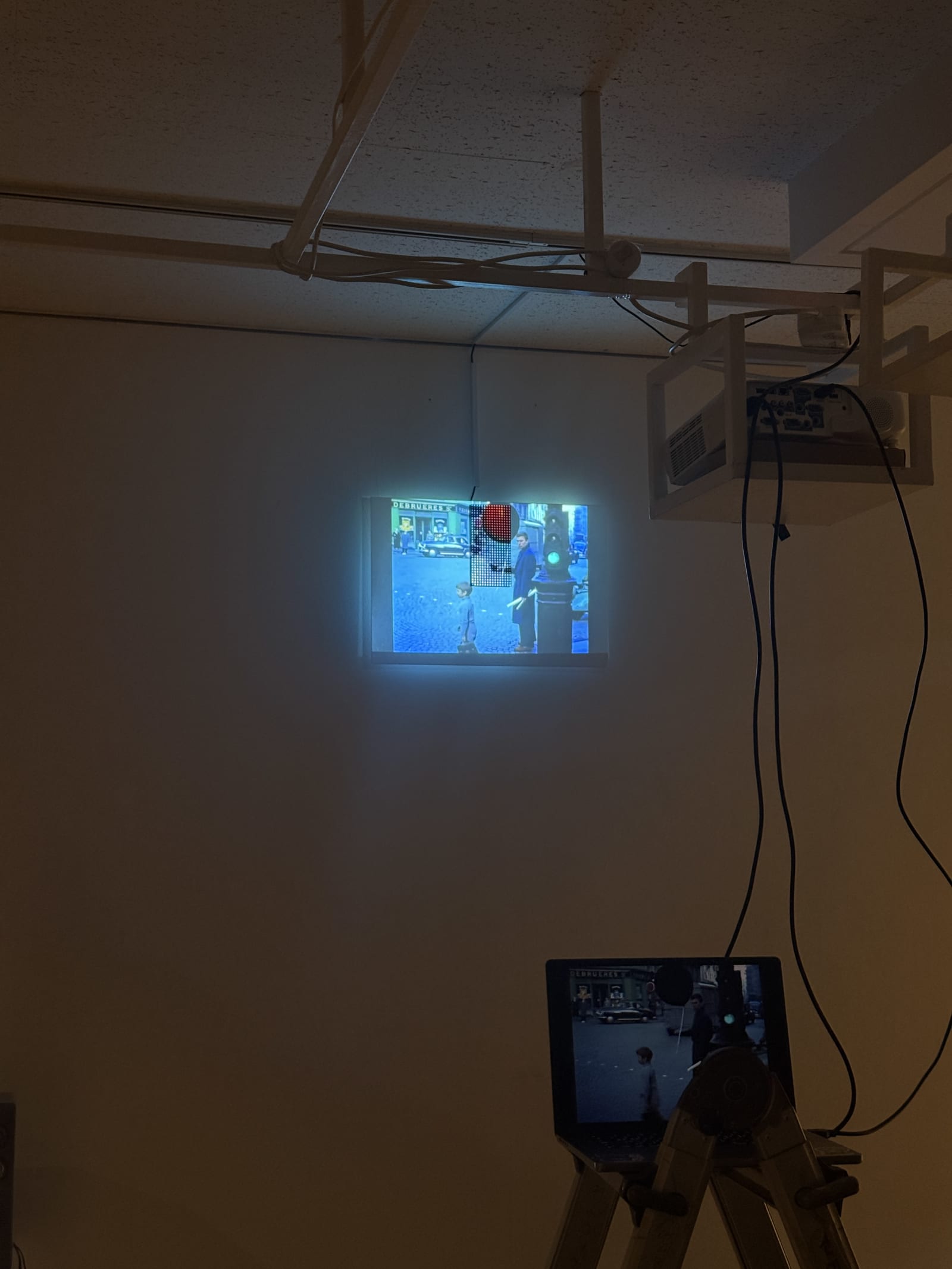 기말 전시 설치 이미지
