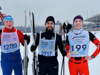 На Гребном канале состоялись соревнования «ll-Патриотическая лыжня Западного викариатства»