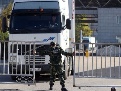 Путин заявил о готовности Китая упростить въезд для российских дальнобойщиков