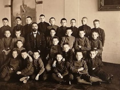 Главархив откроет выставку об истории МГУ в День студента