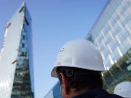 Глобус с фасада здания Центрального телеграфа отреставрируют к концу года