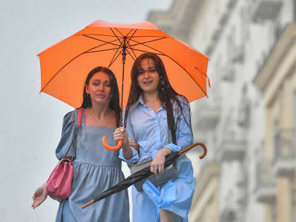 Теплые дожди: метеоролог Позднякова рассказала о погоде в Москве на следующей неделе