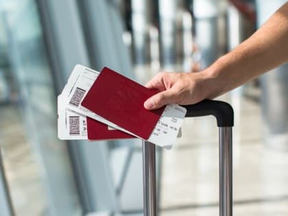 Песков заявил, что уехавших из страны предателей больше не ждут в России