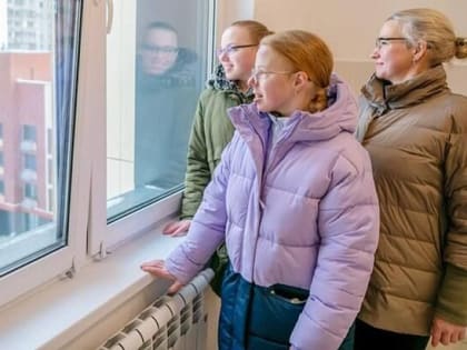 Более 50 семей отпраздновали новоселье в квартирах по реновации на улице Кедрова