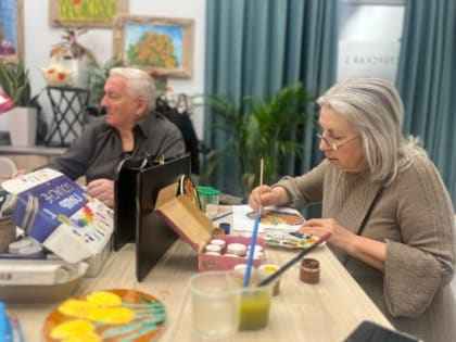 ЦМД «Академический» приглашает пенсионеров района присоединиться к работе клуба «ИЗО»