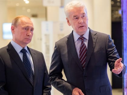 Собянин поставил подпись в поддержку Путина на выборах 2024 года