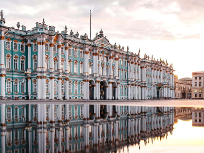 Поздравление ветеранов музейного дела