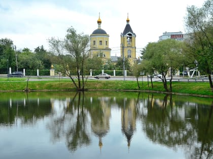 Небольшая облачность без осадков ожидается в столице в воскресенье