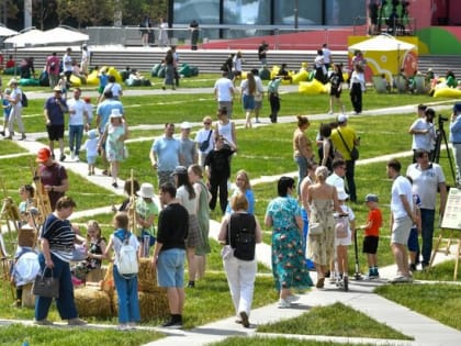 Почти 100 тыс человек посетили за день фестиваль 