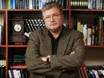 Юрий Поляков поддержал решение Владимира Путина участвовать в мартовских выборах президента