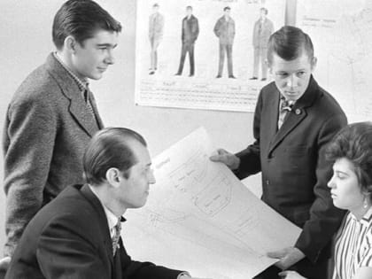 95 лет фабрике 'Большевичка': онлайн-выставка в Москве