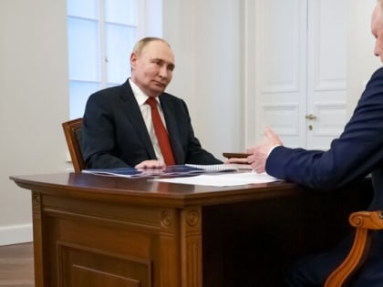 Путин назвал справедливым возобновление индексации пенсий работающим пенсионерам
