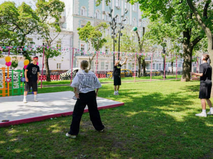 «Лето в Москве»: на Тверском бульваре пройдут тренировки, танцы и эстафеты