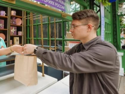 «Домик добра» для сбора гуманитарной помощи открылся в Теплом Стане