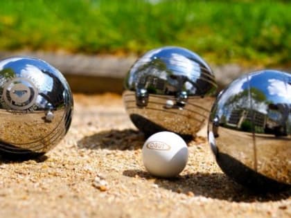 В районе Зюзино в рамках летнего фестиваля проведут мастер-класс по петанку