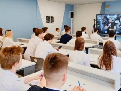 Учащиеся центра «Протон» поучаствовали во Всероссийском космическом диктанте-2024