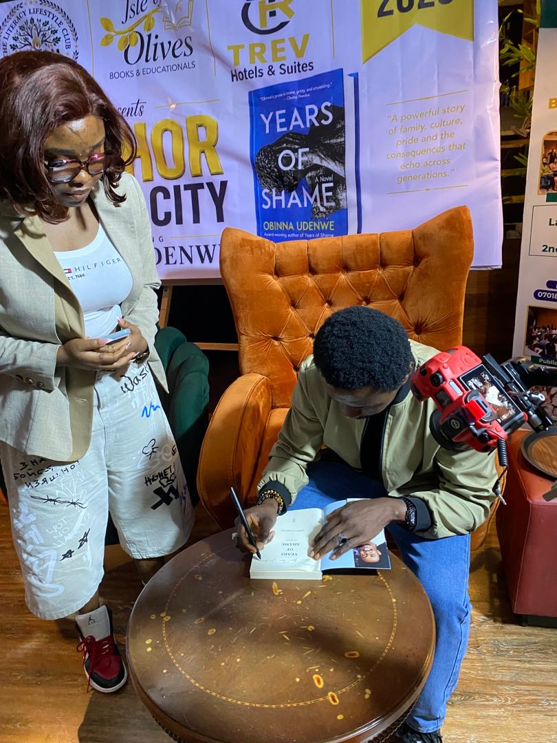 Book reading & signing, Asaba — 3