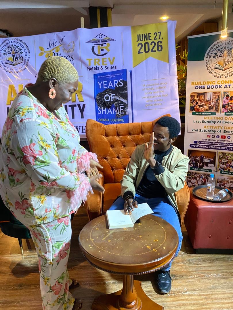 Book reading & signing, Asaba — 4