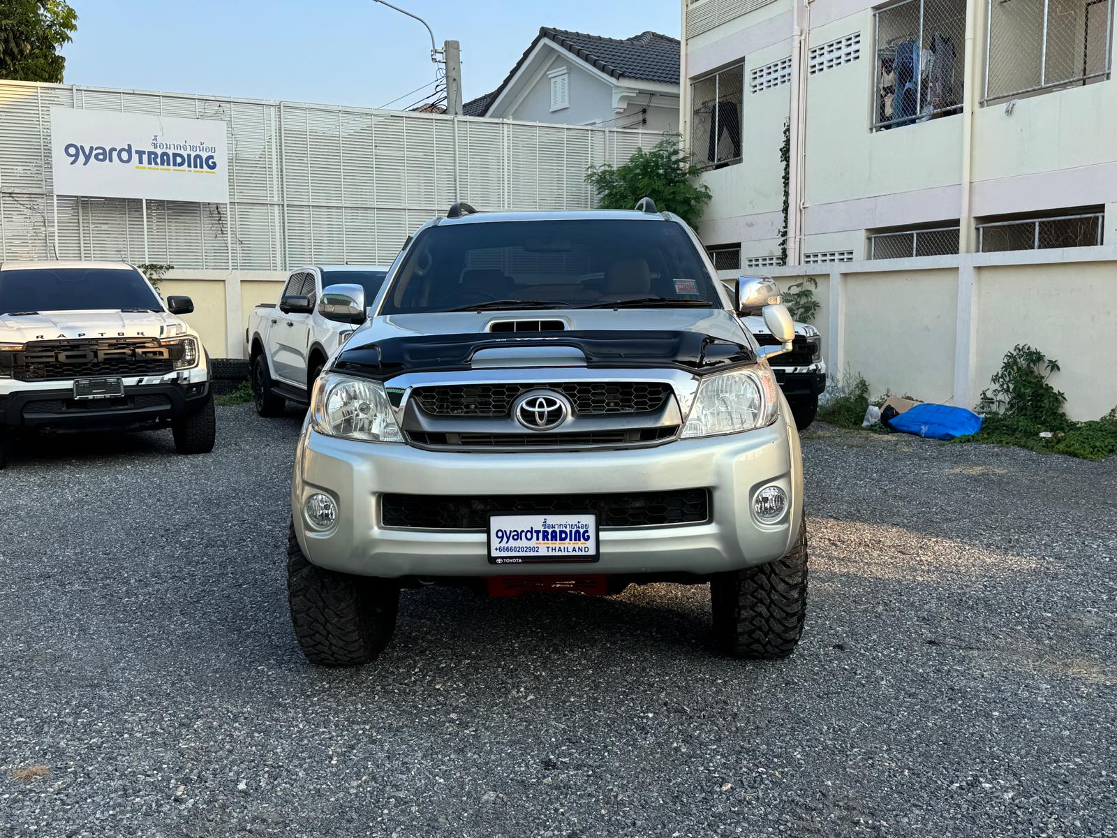 2005 TOYOTA HILUX VIGO DOUBLE CAB 3.0 4WD AT SILVER