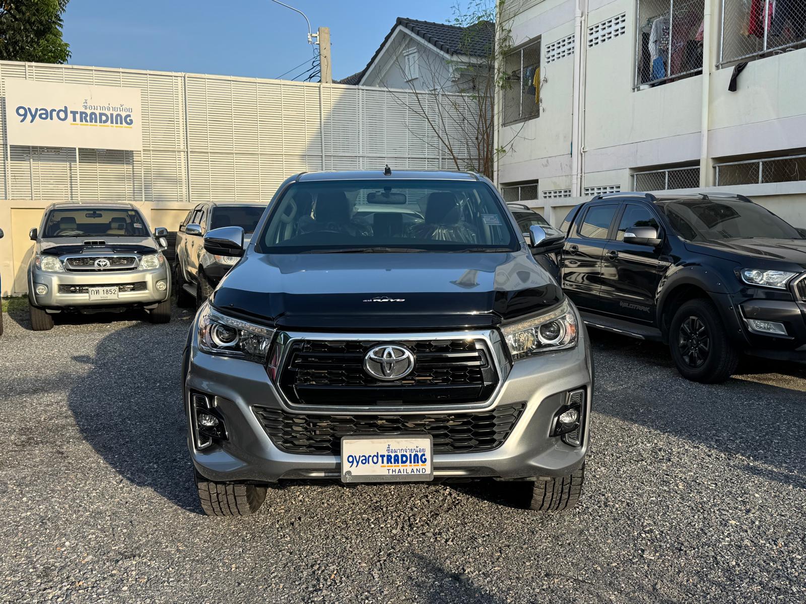 2018 TOYOTA HILUX REVO DOUBLE CAB 2.8 4WD AT SILVER