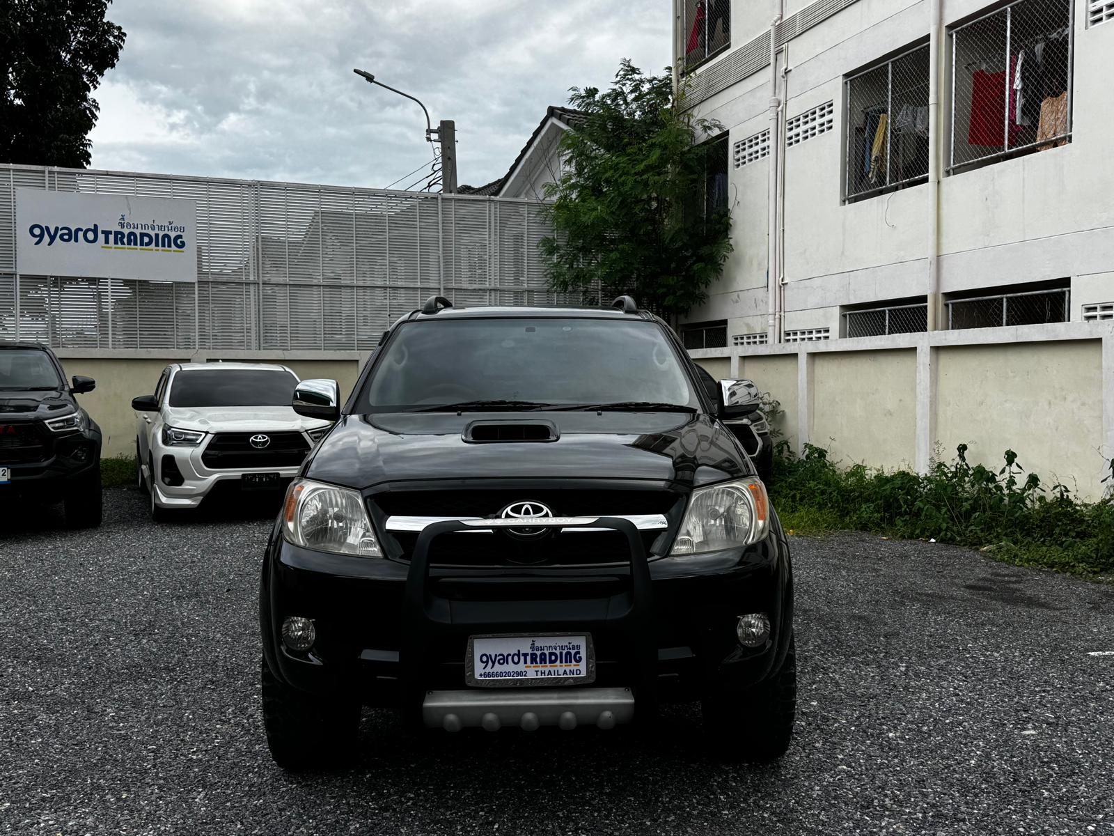 2005 TOYOTA HILUX VIGO DOUBLE CAB 3.0 4WD AT BLACK