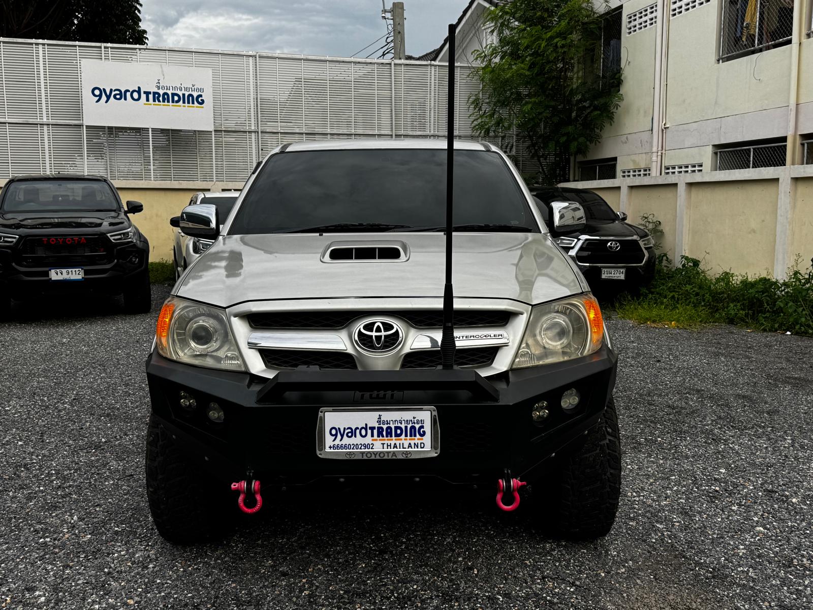 2005 TOYOTA HILUX VIGO DOUBLE CAB 3.0 4WD AT SILVER