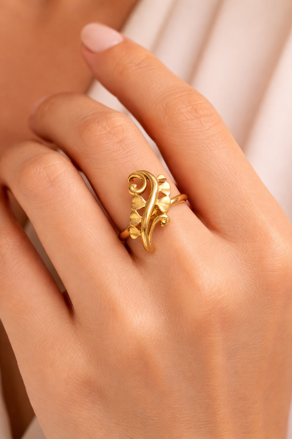 he Mayura Grace - Variation 1