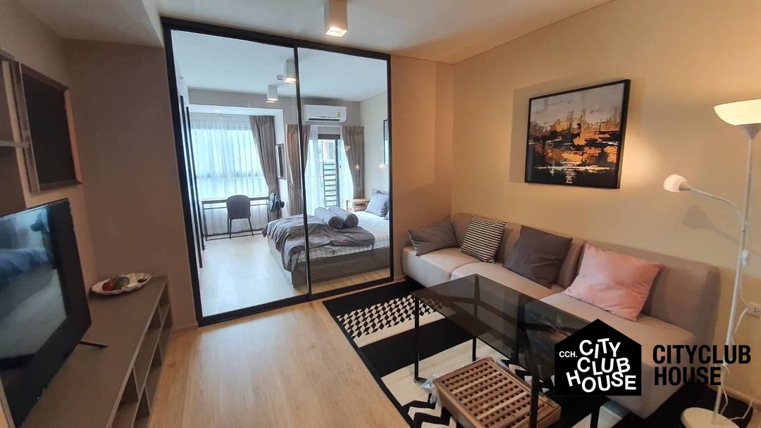 IDEO Sathorn-Wongwienyai