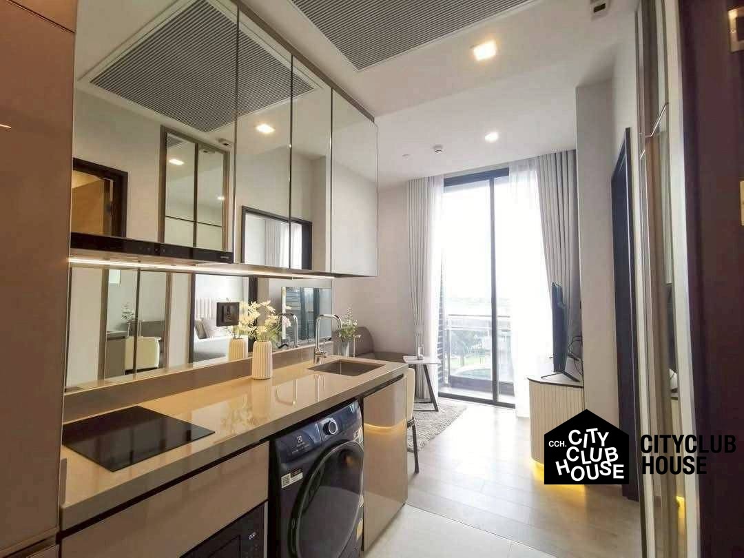 The Crest Park Residences