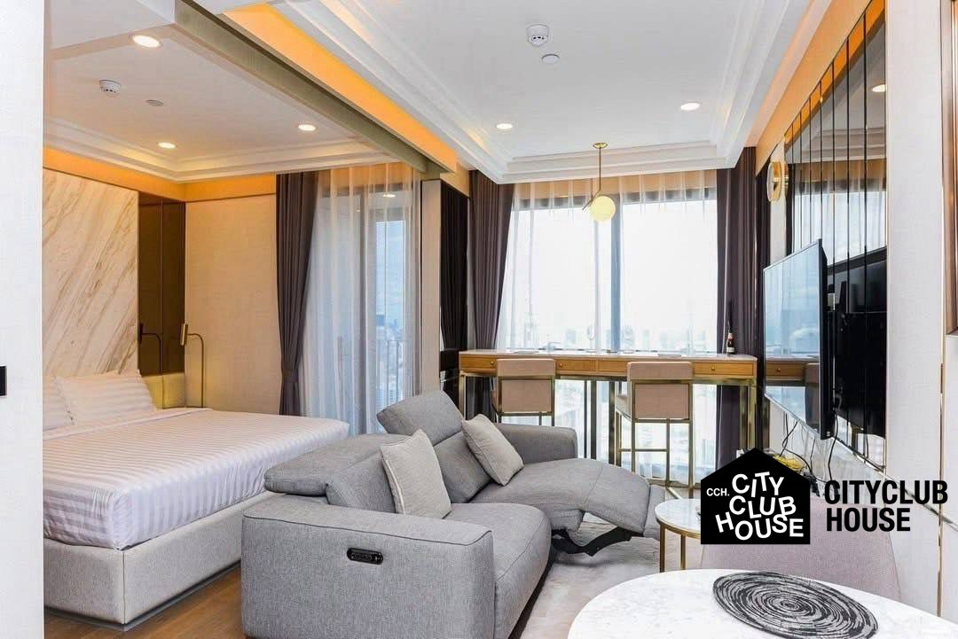 Ashton Chula - Silom