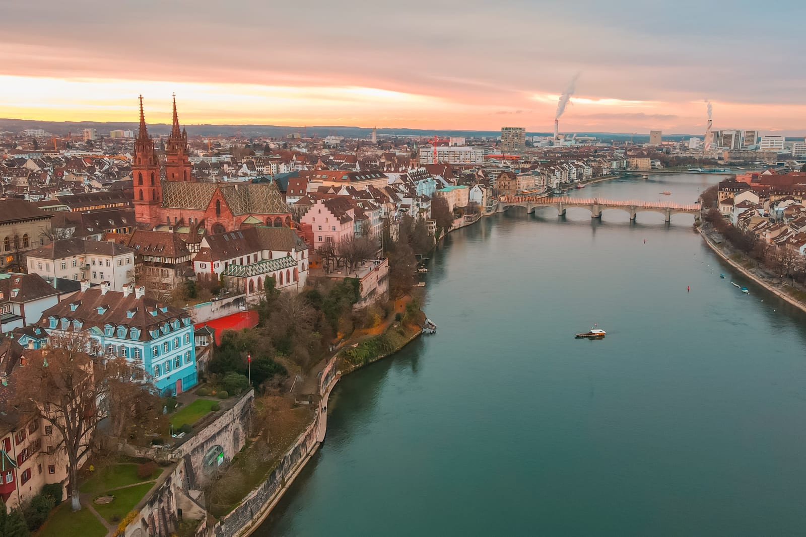 Münsterfähre und Münster von oben