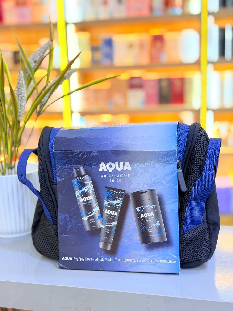 مجموعة أكوا وودي آند مارين للرجال