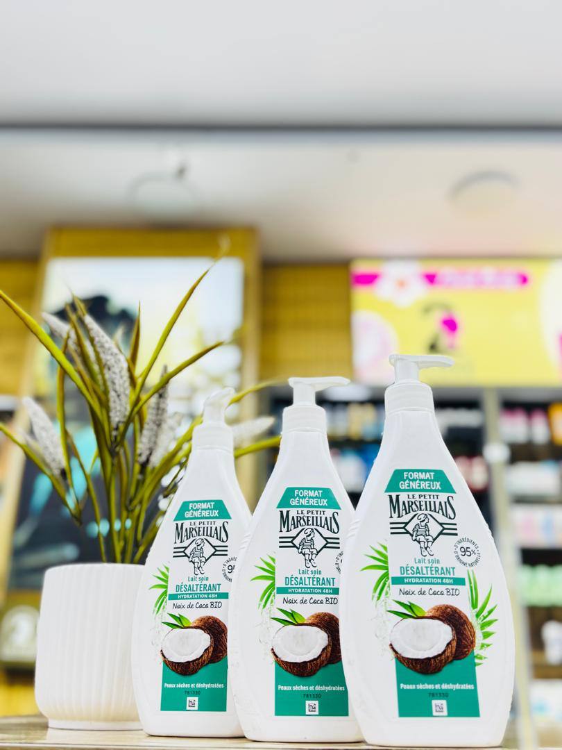 Le Petit Marseillais Lait Soin Désaltérant Hydratation 48H – Noix de Coco BIO