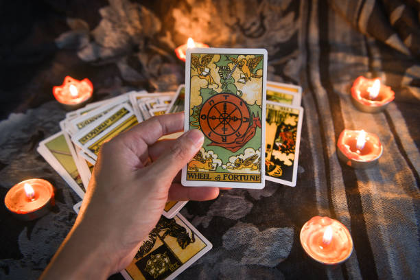 TAROT CARD READING COURSE