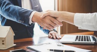 Qu’est-ce qu’un système IA multi-agent en assurance ?