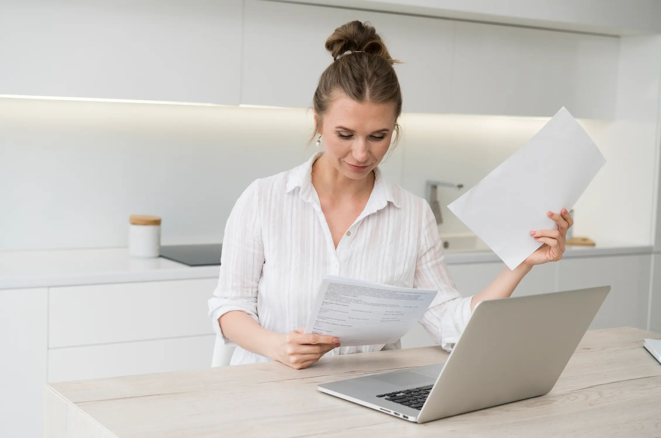 AI agents, visual IVR, and mailbots used in public services to manage user requests across channels by automating interactions based on context and timing.