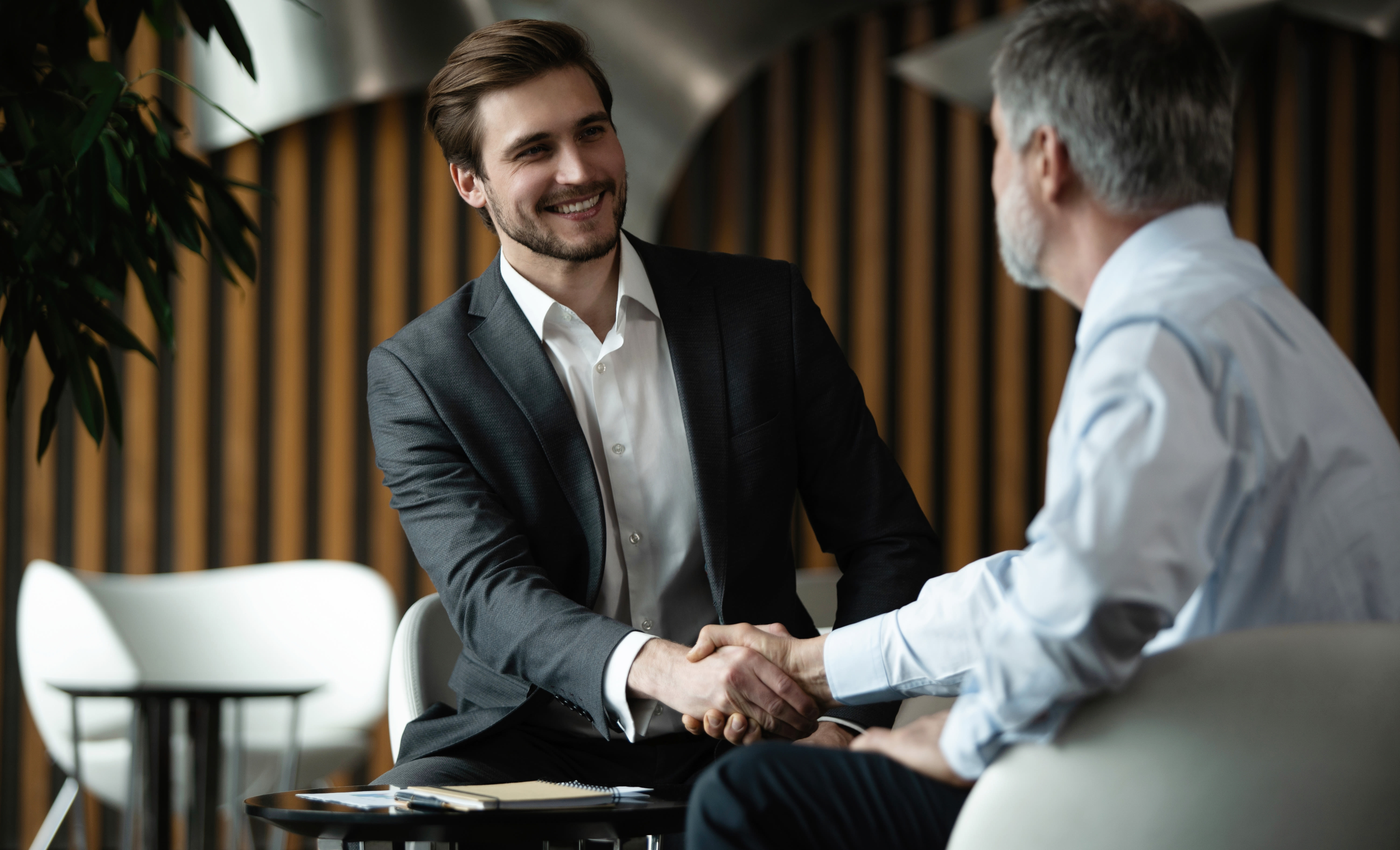 visuel photographique illustrant la relation client