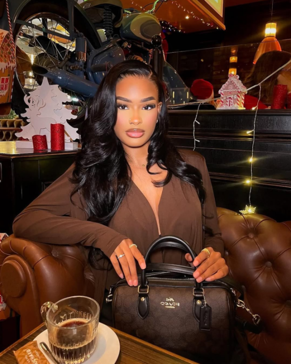 Glam-night member look