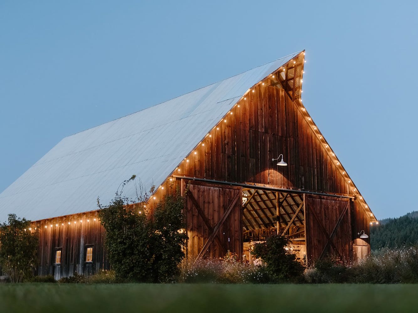 Tin Roof Barn image