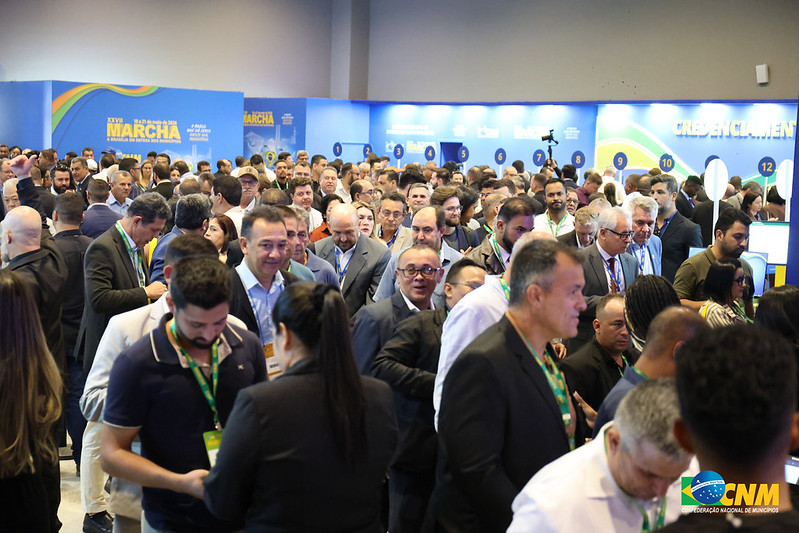 Prefeitos de todo país chegam para encontro anual de gestores