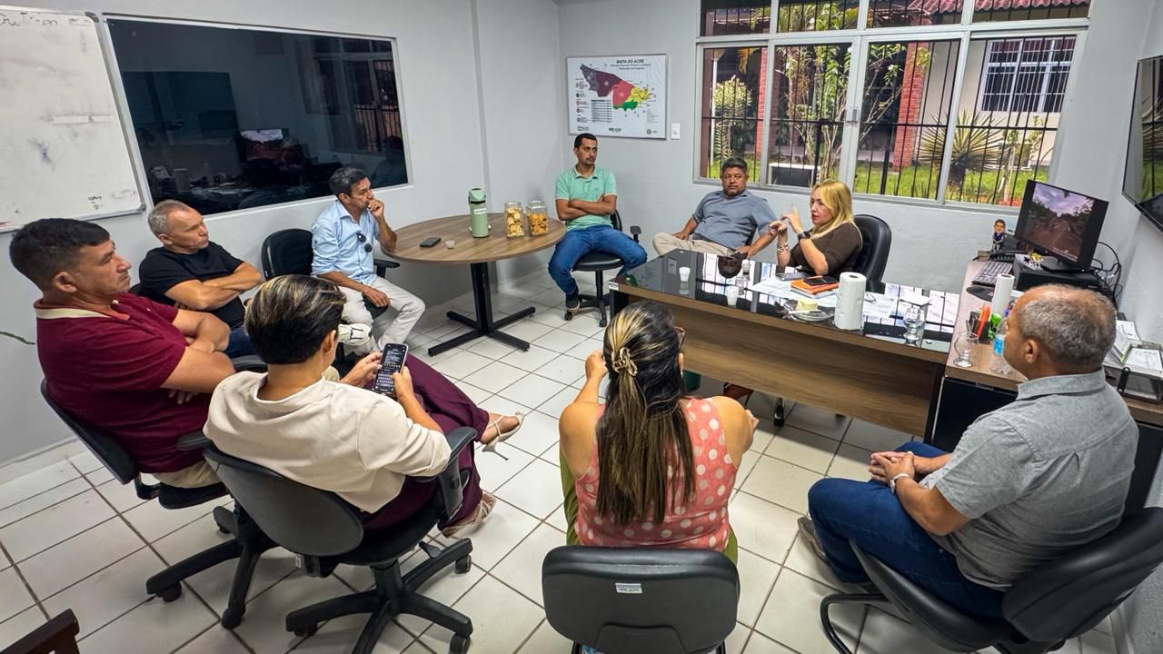 Sula recebeu vereadores de Porto Acre para tratar da Operação Verão 2026 e dos ramais incluídos no plano de execução do Deracre no município