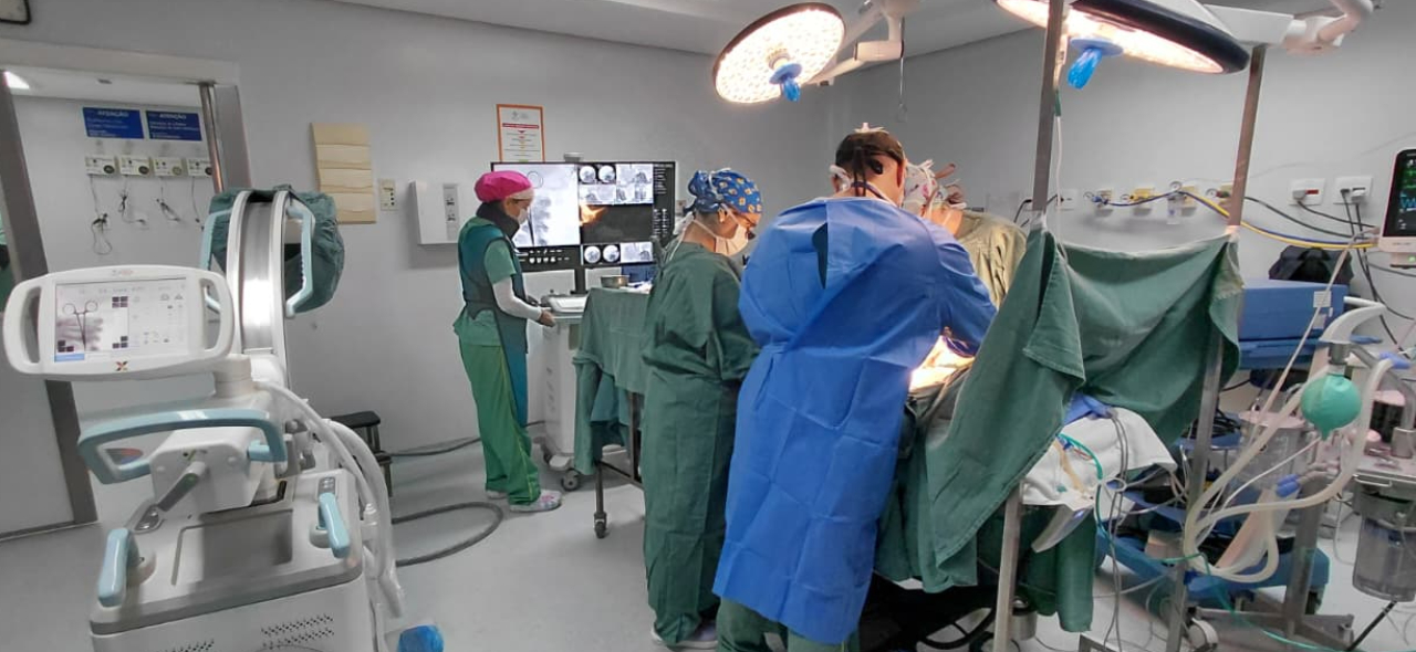 Os combos destinados à cirurgia geral são compostos por seis equipamentos cada e foram estruturados para ampliar a realização de procedimentos