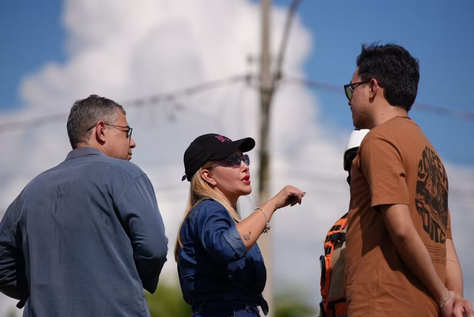 "Essa ponte tem garantia de cinco anos. Nós esperamos uma posição técnica da empresa, um laudo técnico. Até lá, nós vamos aguardar", disse Sula