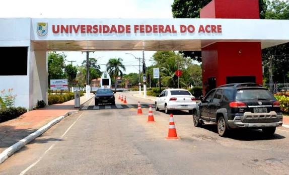 Apesar da retomada, a universidade reconhece que as dificuldades enfrentadas pelos usuários do transporte coletivo ainda persistem