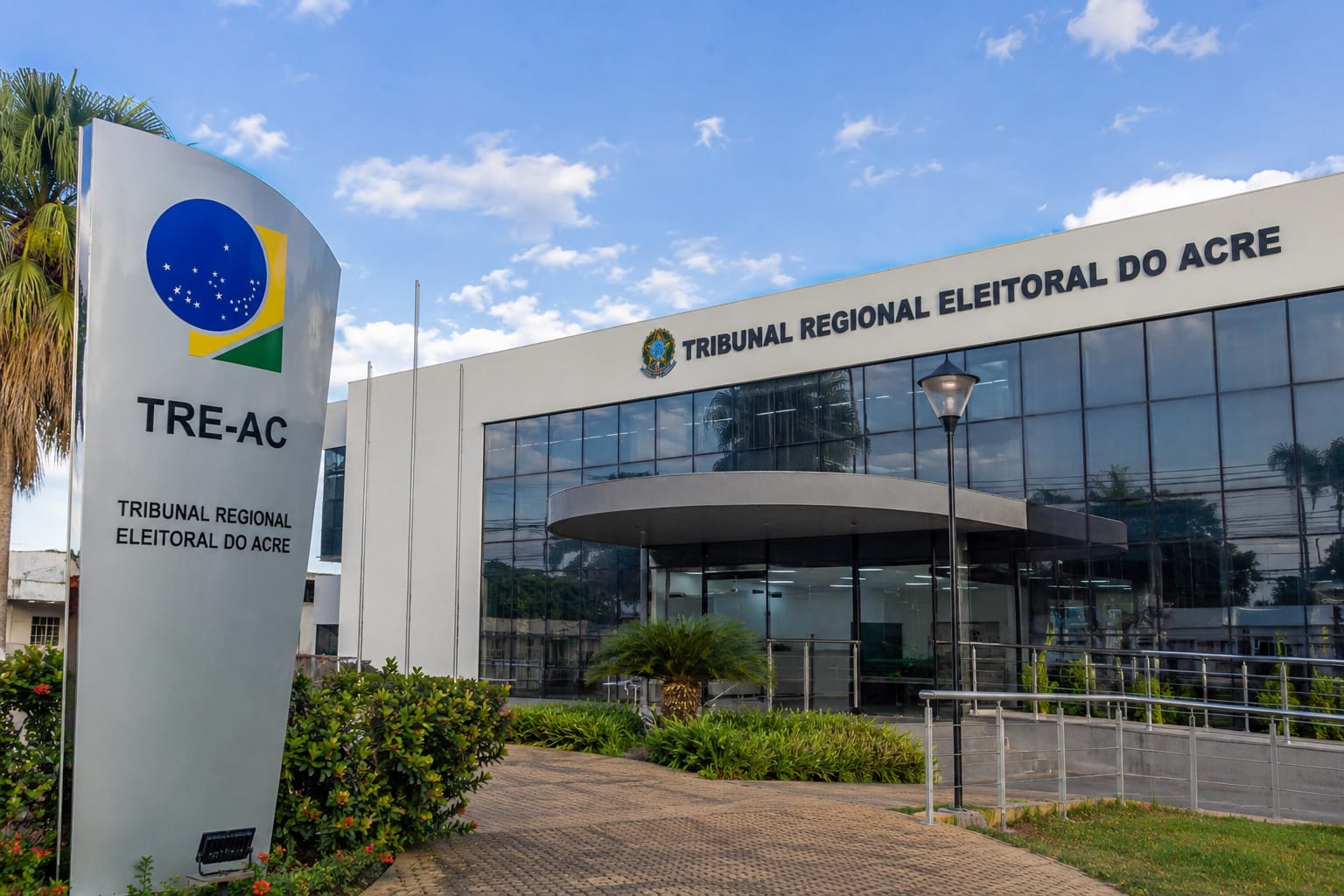 Candidatos podem concorrer ao pleito sub judice enquanto o processo tramita na Justiça Eleitoral